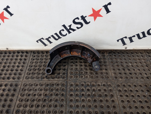 Колодка барабанного тормоза 2024г