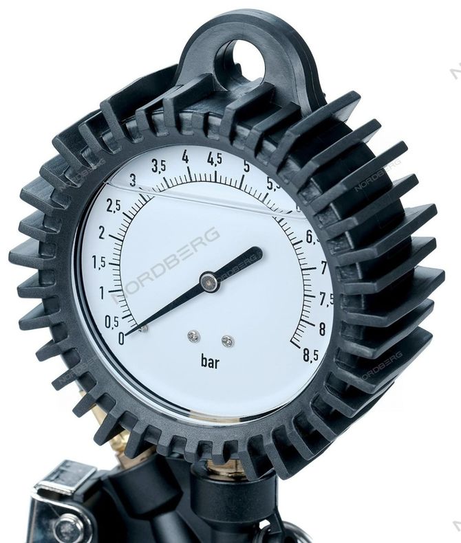 NORDBERG (Ti62) Пистолет для подкачки шин с жидкостным манометром
