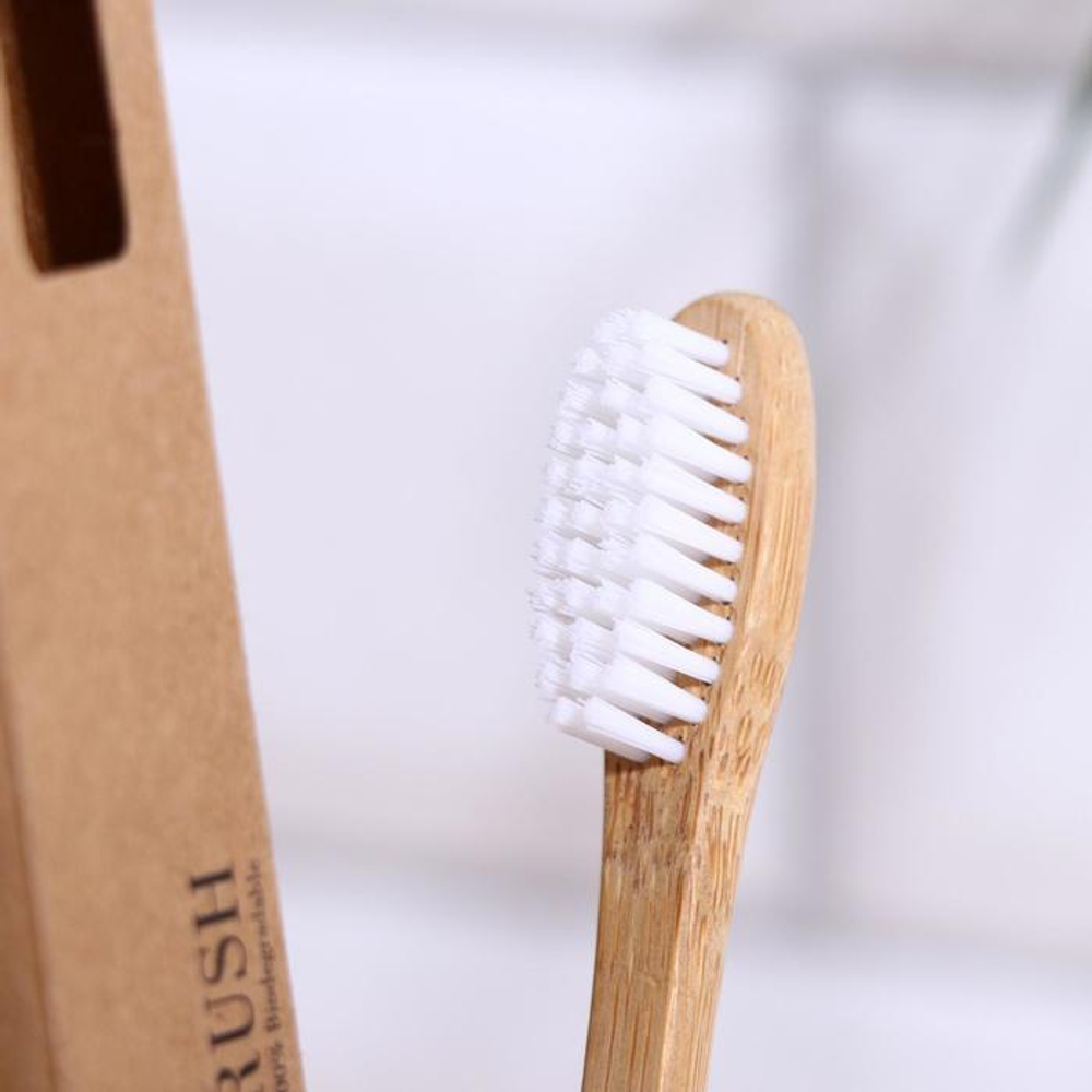 5058670 Бамбуковая зубная щётка Biocase, для взрослых, белая