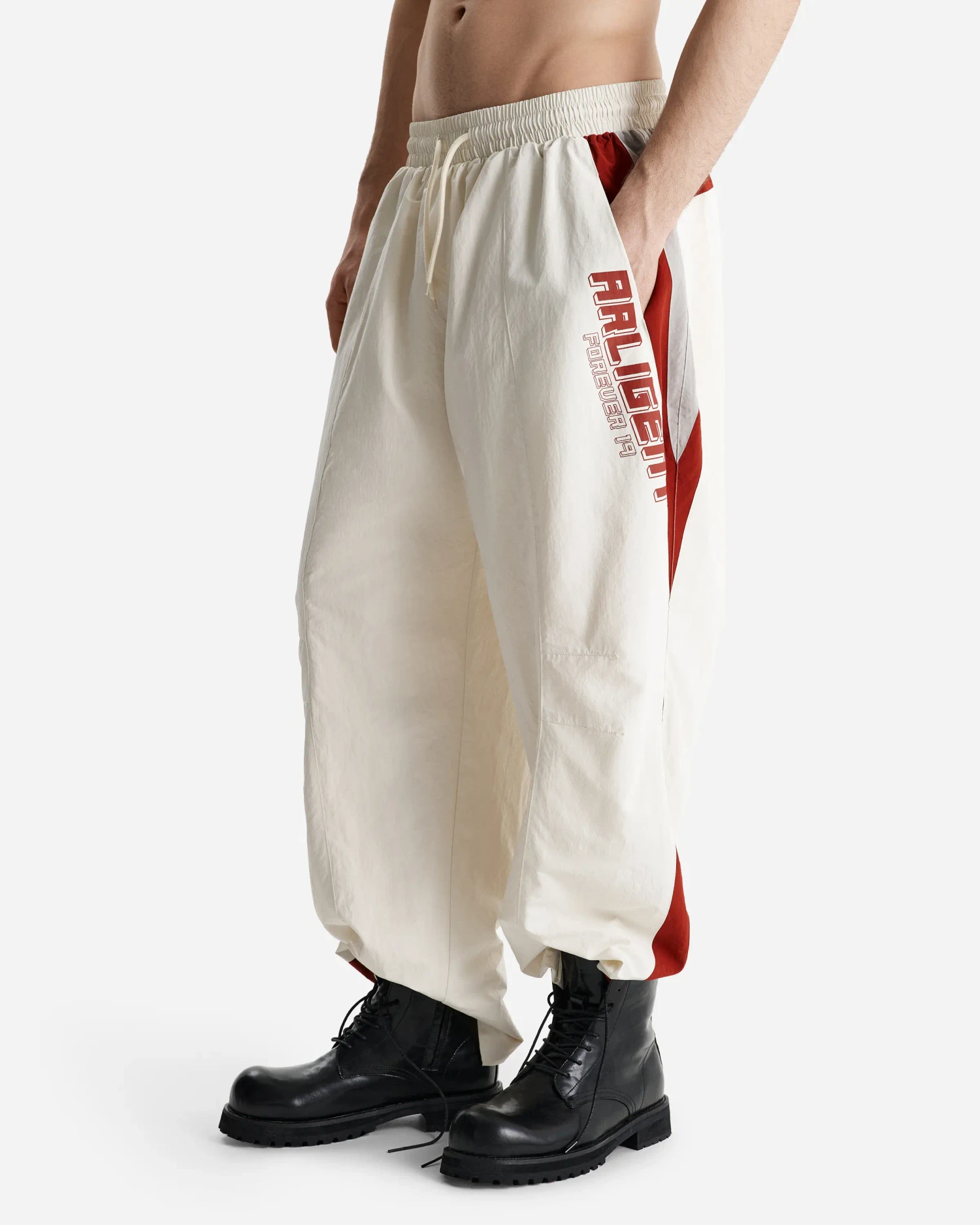 Брюки спортивные в стиле ретро