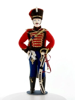 Кукла статуэтка фарфоровая Гусар
