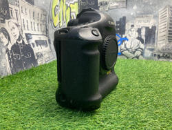 Canon EOS-1 Ds Mark III