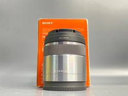 Sony E 30mm 3.5 Macro SEL30M35