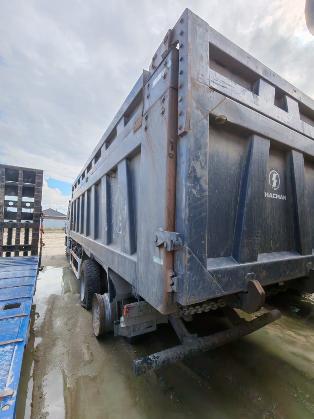 Shacman (Shaanxi) SX* 8x4 Самосвал SX331863366 (Дизельный, 12,5 л, 544 л.с., МТ)
