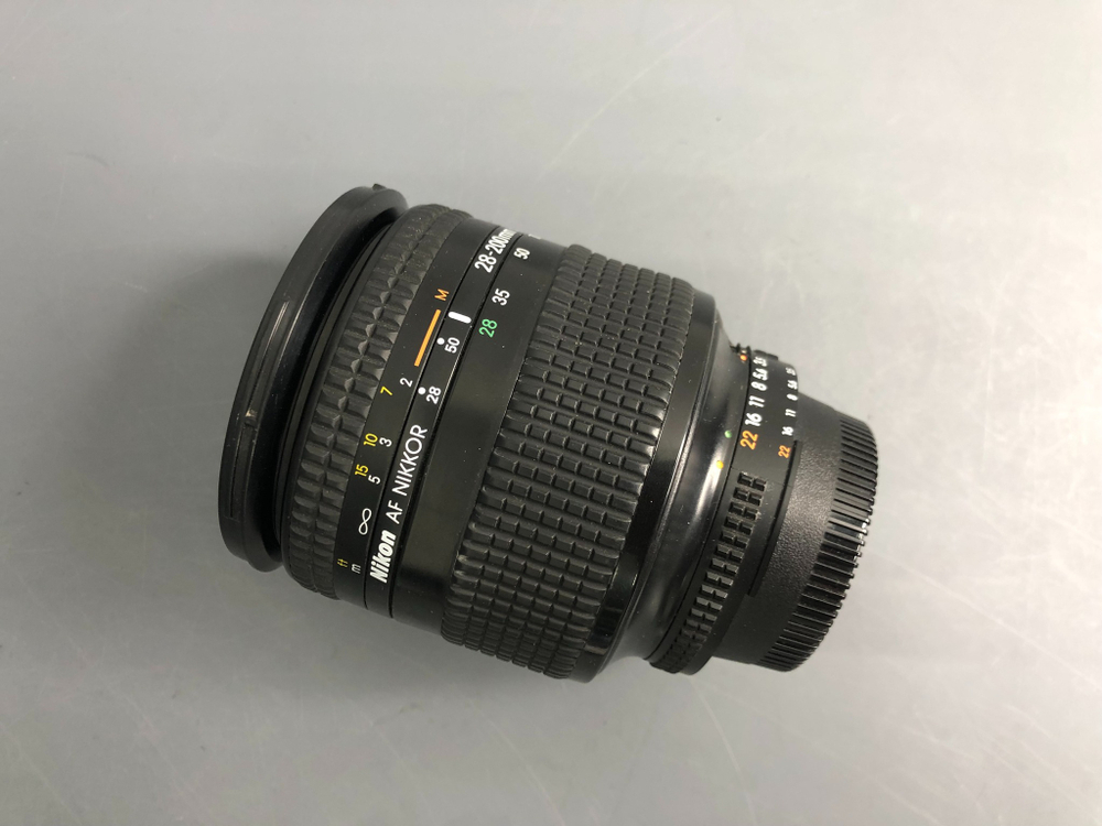 Nikon 28-200mm 3.5-5.6D AF Nikkor