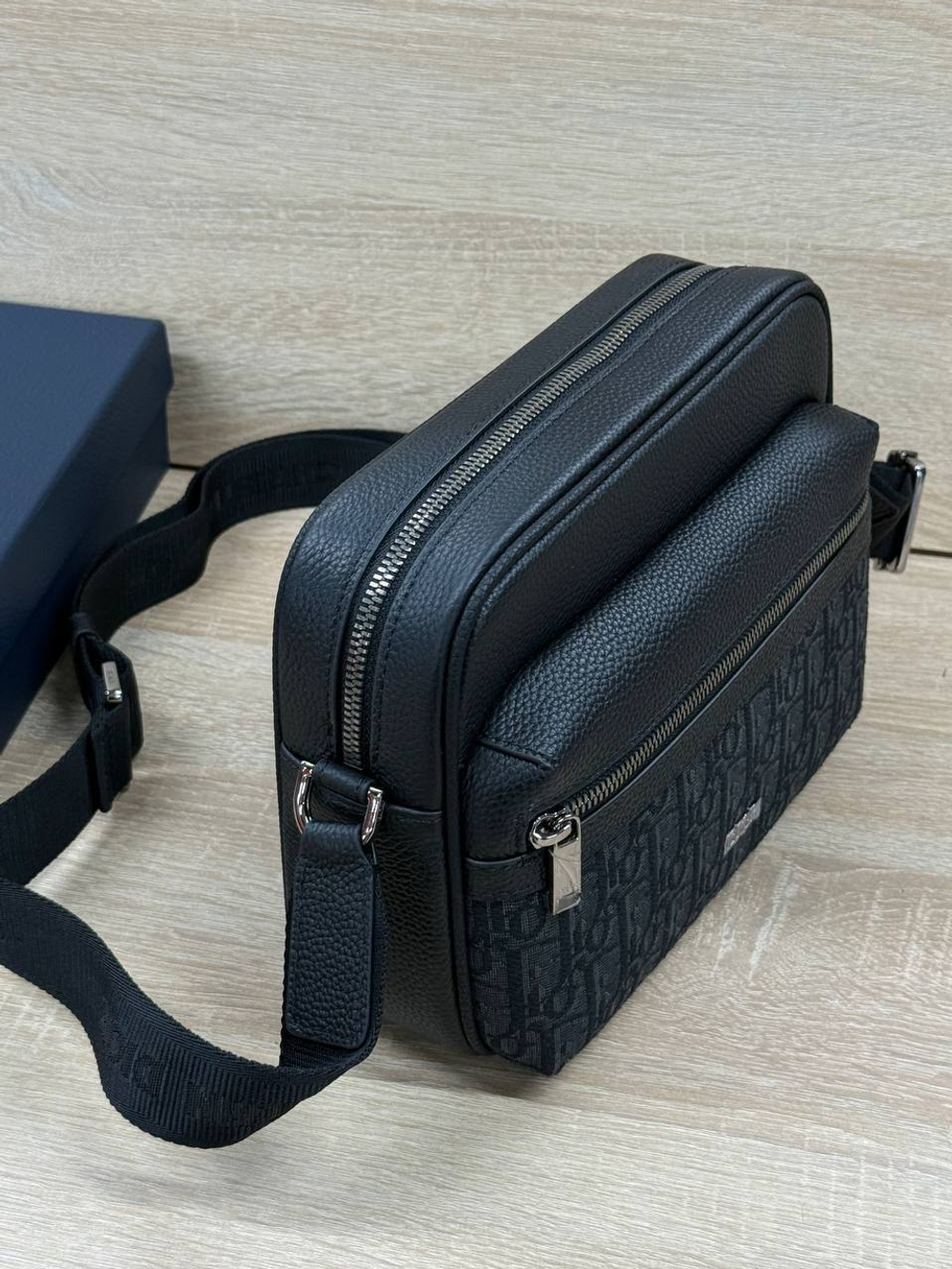 Сумка-мессенджер Dior