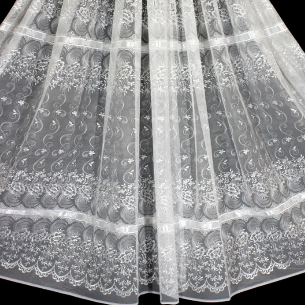 Полотно вышитое "ФМ. ЛЕНТОЧКА" рис. 6-13-04, ширина 3м, цвет белый, Россия.