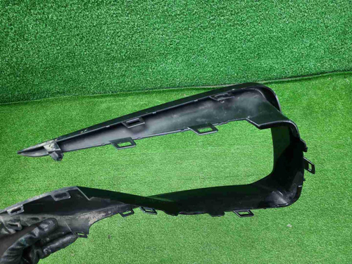 Накладка переднего бампера правая Hongqi HS5 19-нв