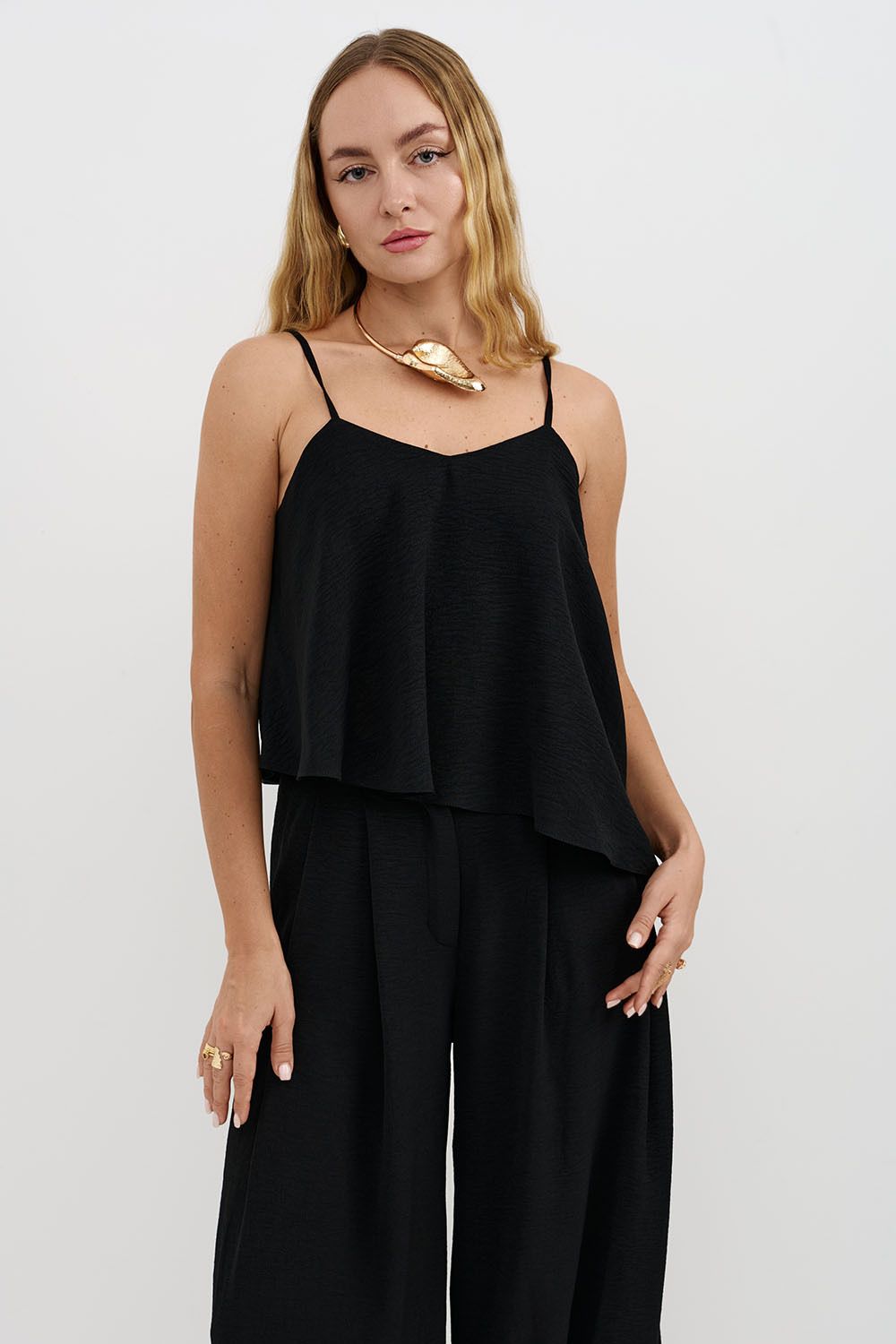 Асимметричный топ из шифона черного цвета