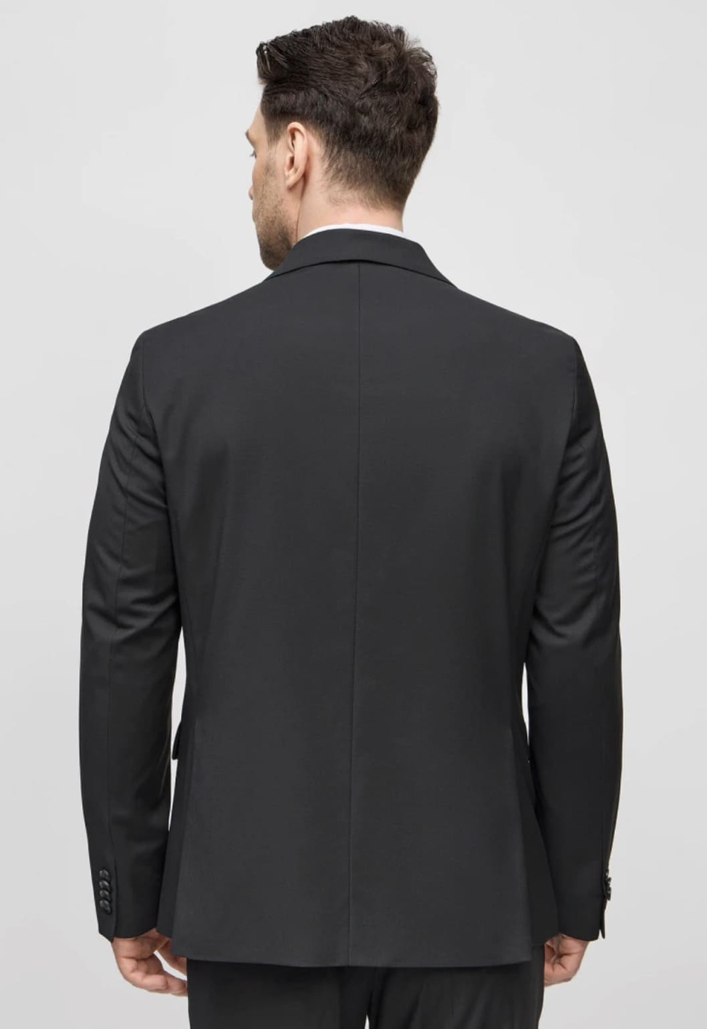 Мужской костюм двубортный (черный) В71