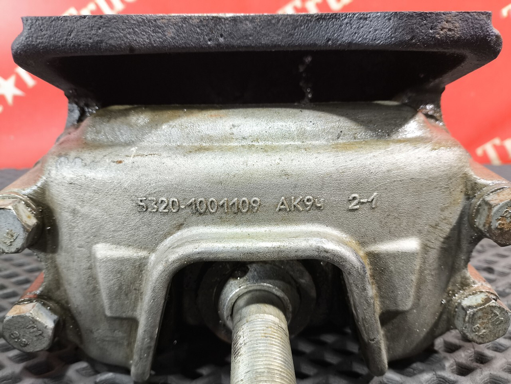 Подушка двигателя задняя 2020г.