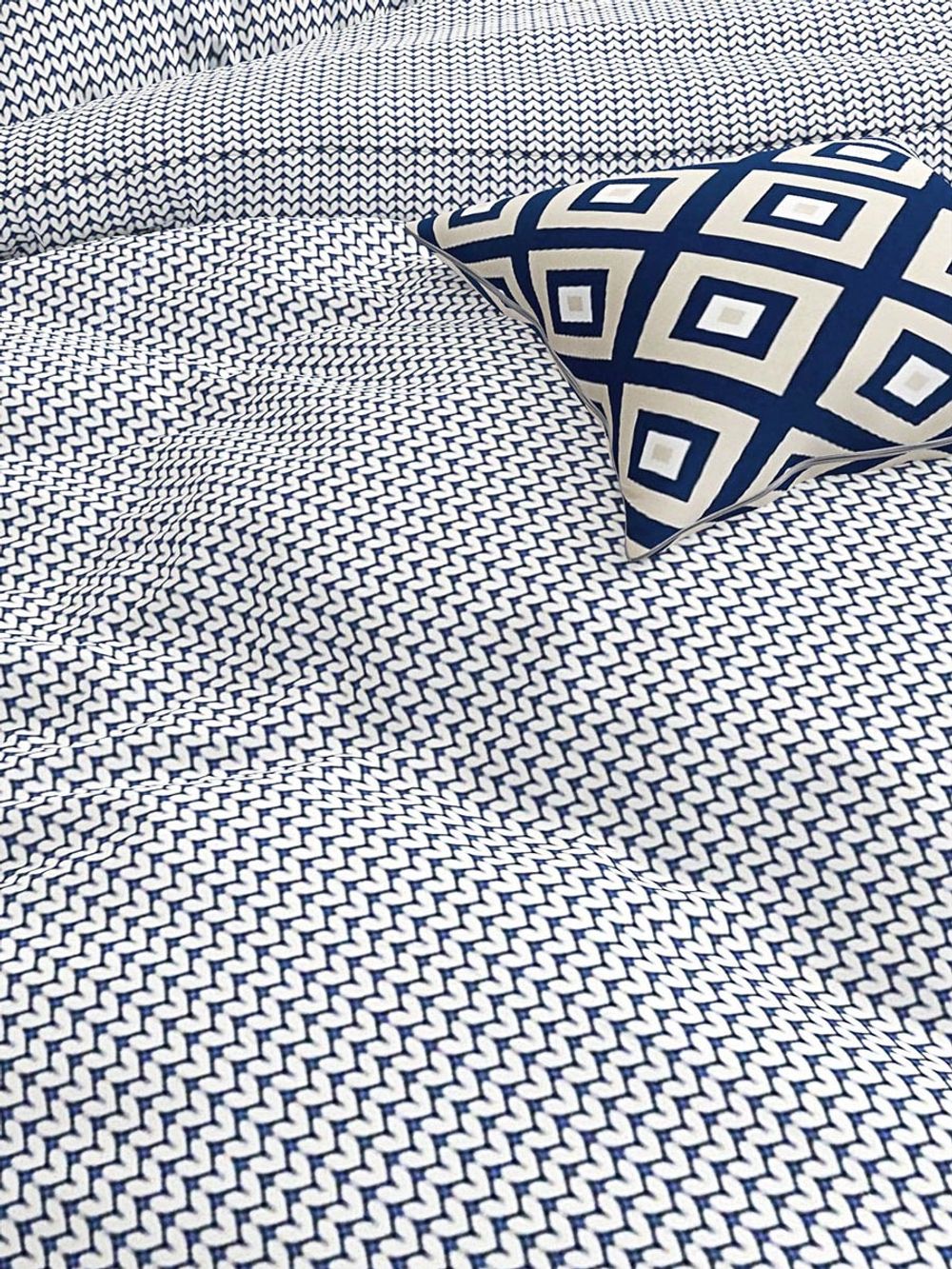 Ткань для постельного белья, Вязание (синее), перкаль, опт (цена за один погонный метр) продается в рулонах от 50 - 80 метров.