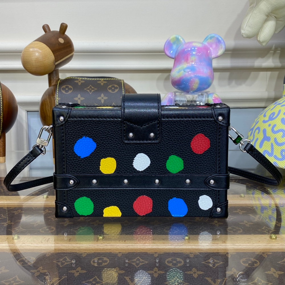 Louis Vuitton Petite Malle