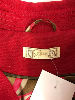 Пальто Apparel яркое 44 размер