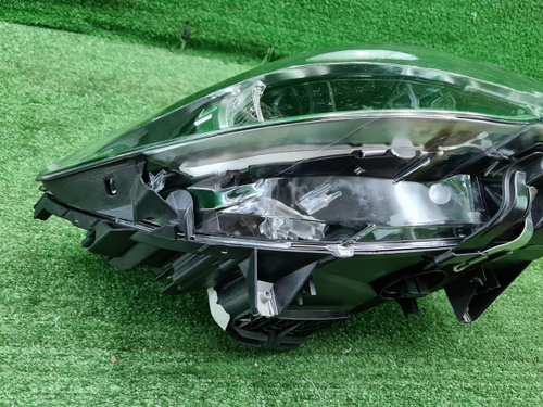 Фара правая BMW 5er F10 F11 (13-17) Adaptive LED