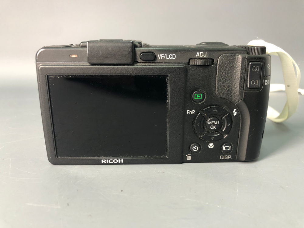 Ricoh GX200