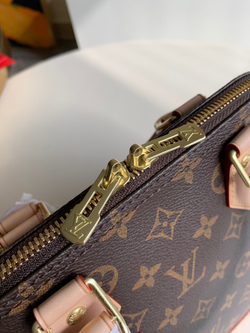 Louis Vuitton Alma PM