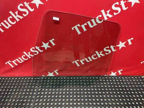 Стекло двери правой