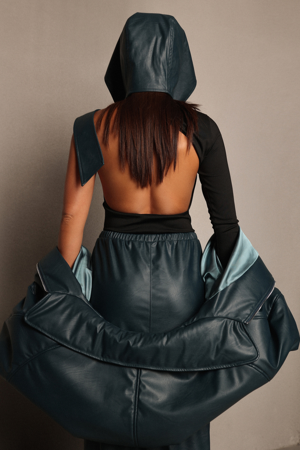 Косынка с козырьком