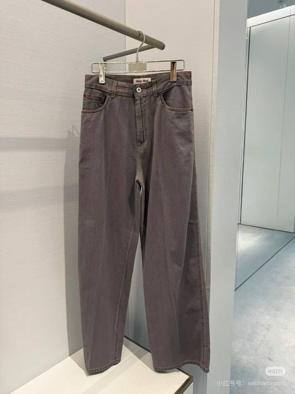 Джинсы MIU MIU