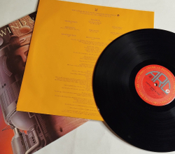 Винтажная виниловая пластинка LP Earth, Wind and Fire Raise (USA 1981)