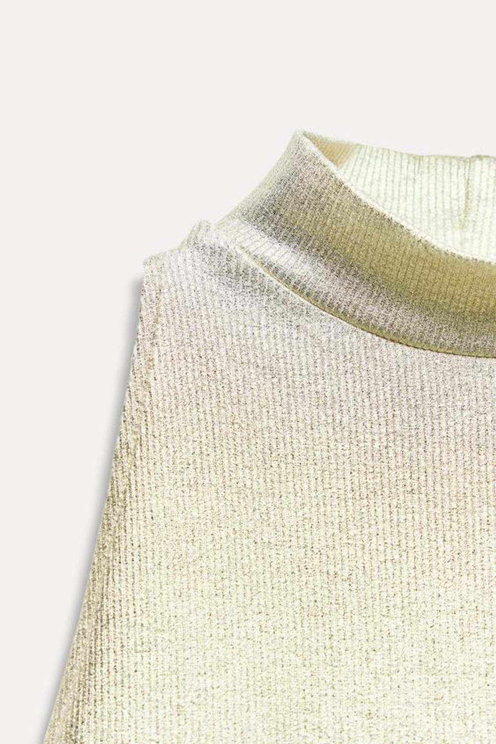 ZARA ТОП ИЗ РЕЛЬЕФНОЙ ТКАНИ С ГОРЛОВИНОЙ ХАЛТЕР, ЗОЛОТОЙ