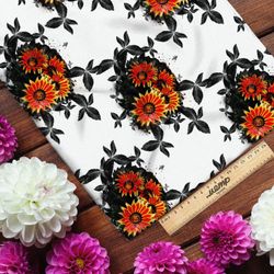 Ткань шифон цветы с черными листиками