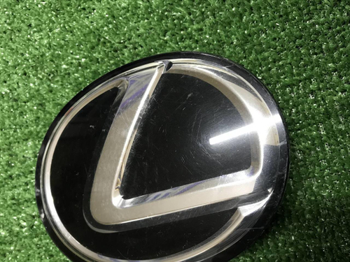 Эмблема решетки радиатора Lexus RX 3 AL10 (08-12)