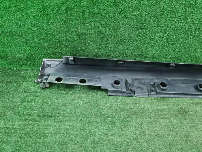 Накладка порога правая Lexus ES 7 (2018-н.в.)