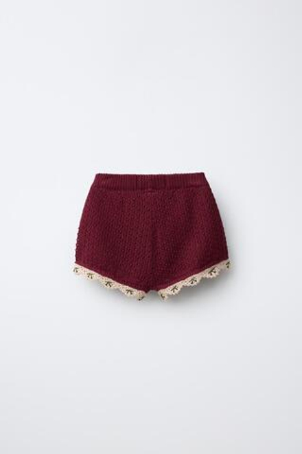 ZARA БЕРМУДЫ ИЗ ТРИКОТАЖА С ДЕТАЛЯМИ КРОШЕ, БОРДОВЫЙ