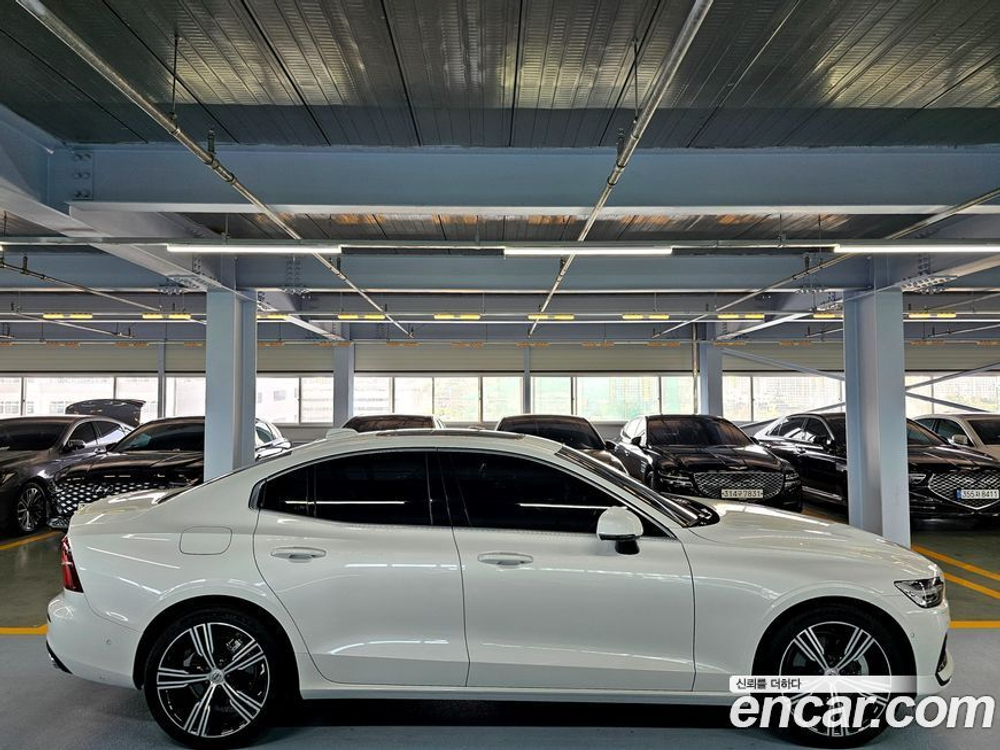 Volvo S60 3 Generation B5 Inscription (09.2021)