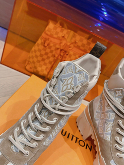 Louis Vuitton Laureate Desert Boot