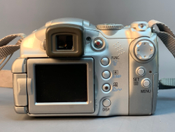 Canon PowerSHot S2 IS