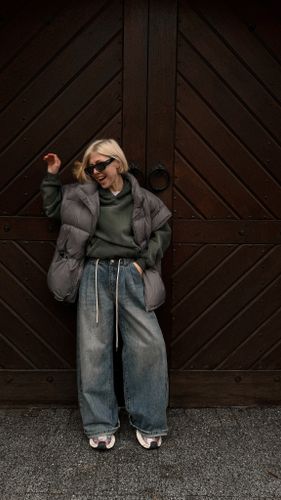 Широкие джинсы синие женские