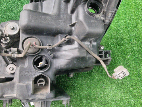 Фара правая Toyota LC Prado 150 (2017-н.в.) LED