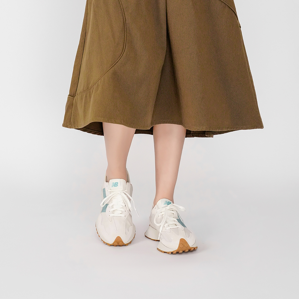 Кроссовки New Balance Nb 327 (Женская размерная сетка)
