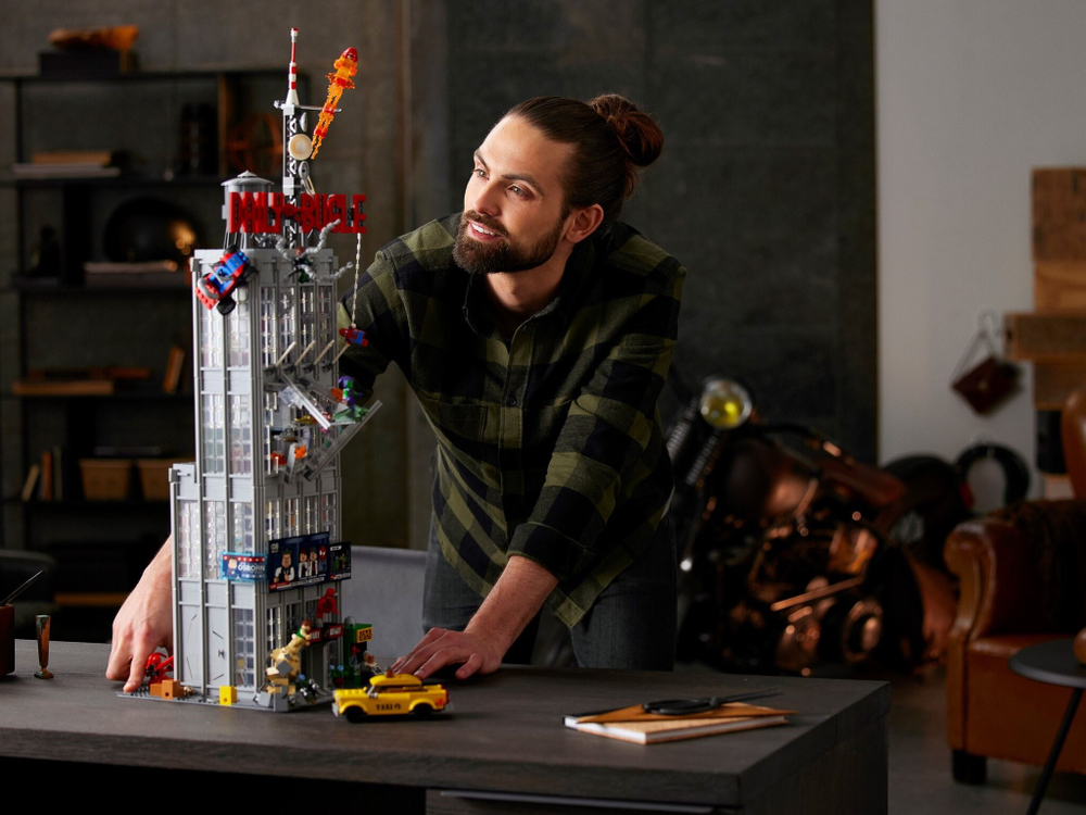 Конструктор LEGO Super Heroes 76178 Редакция Дейли Бьюгл – купить за 39 ...