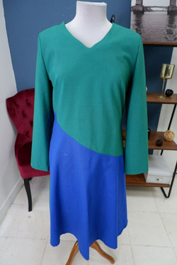 Платье красивое 48 размер