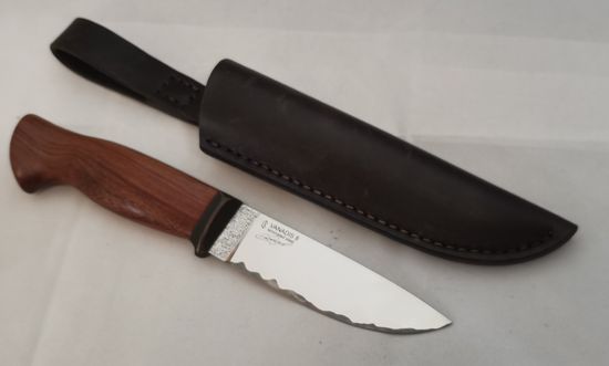 Нож разделочный Vanadis 8 рукоять Леран