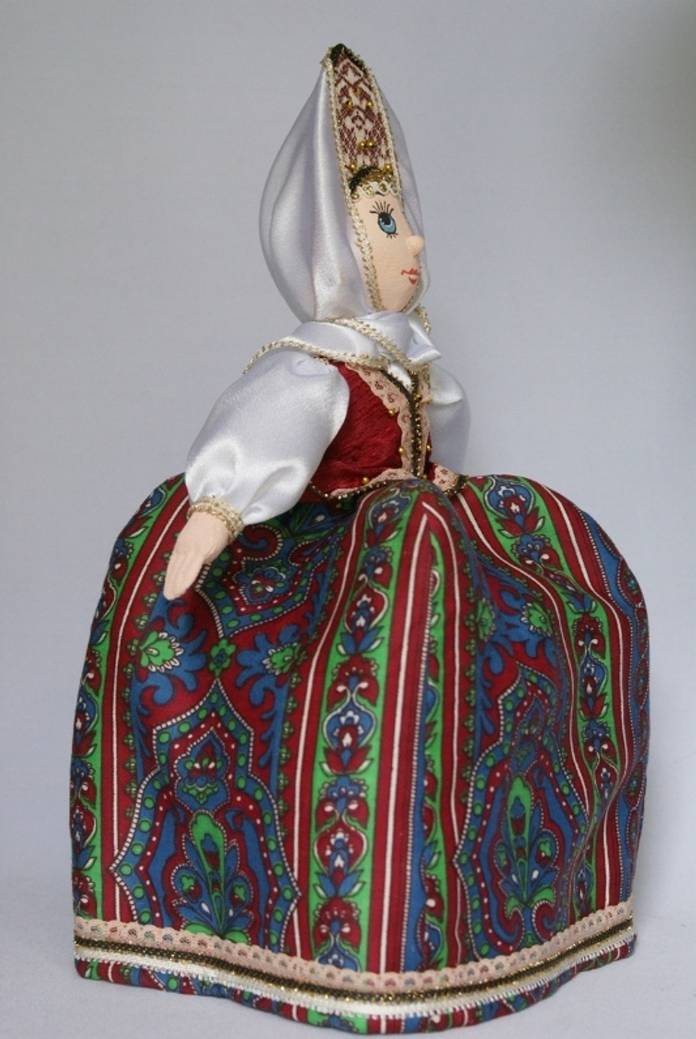 Кукла Баба на чайник текстильная