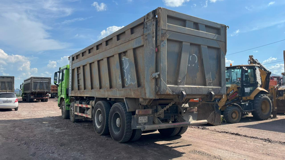 Shacman (Shaanxi) SX* 8x4 Самосвал SX33186V366 (Дизельный, 11,6 л, 440 л.с., МТ)