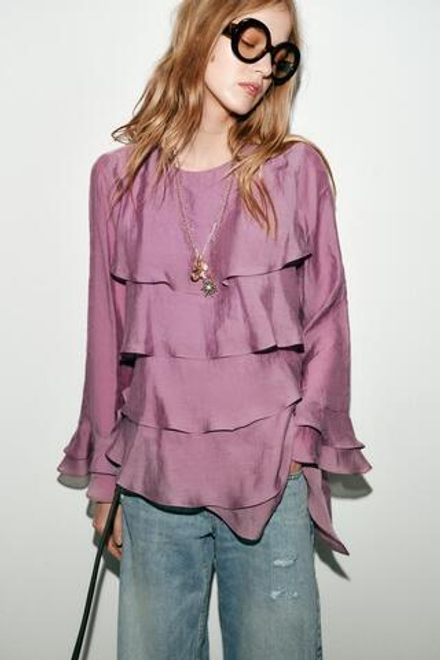 ZARA АСИММЕТРИЧНЫЙ ТОП С ВОЛАНАМИ, ЦВЕТ МАЛЬВЫ