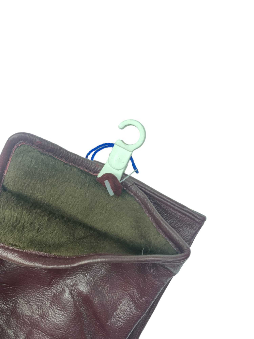 Перчатки. Женские. Материал верха: Кожаные. Подклад: Плюш-флис. В упаковке 5 шт.