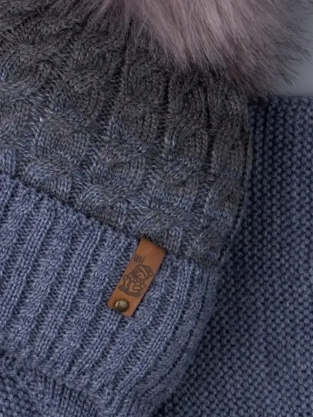 Шапка для мальчика зимняя вязаная и снуд