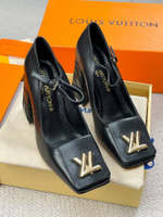 Louis Vuitton Shake Pump