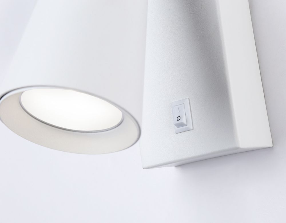 Светильник настенный TA13141 WH белый GU10 max 12W 145*60*90