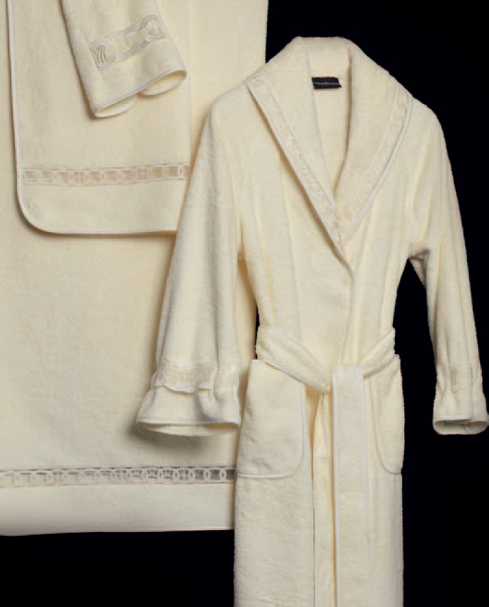 Халат махровый Cesare Paciotti Majestic молочный