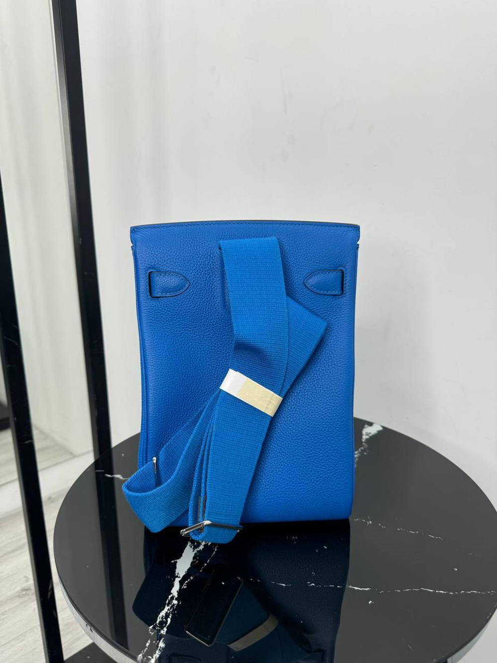 Сумка-слинг Hermes