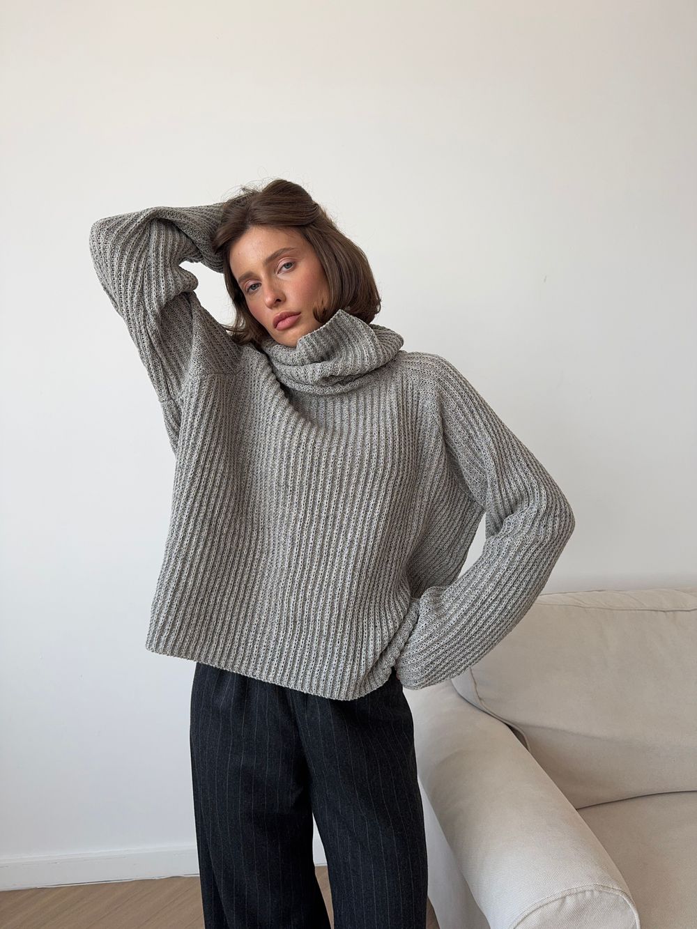 джемпер ARTISTE светло-серый