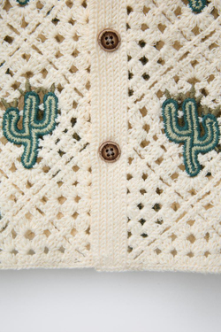 ZARA РУБАШКА ИЗ КРУЖЕВА КРОШЕ С УЗОРОМ «КАКТУСЫ», ЭКРЮ/ЗЕЛЕНЫЙ